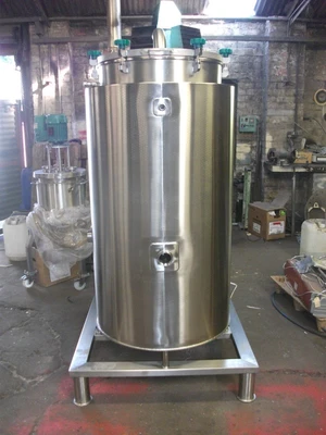 225 Litre S/S Electric Pressure Heated Vessel