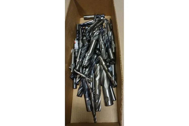 Used _UNKNOWN_ _UNKNOWN_ End Mills Ohio US | Thompson Auctioneers #1547142