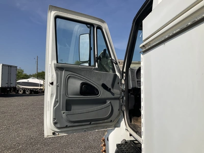 Used 2007 INTERNATIONAL 4200 Bucket (boom) trucks Michigan US | Miedema Asset Management Group #1304736