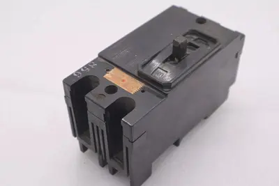 ITE EE2 ET1561 2 Pole 15 Amp Circuit Breaker 240 VAC STOCK B-615