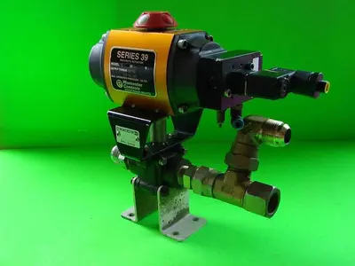 USED WORCESTER CONTROLS 10