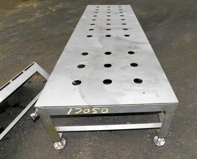 USED STAINLESS STEEL PLATFORM 40" X 128.5"
