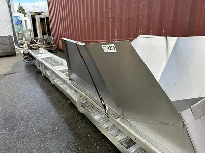 21' Incline Modular Conveyor