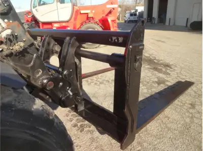 Used 2014 Manitou MHT1490 Telehandlers New York US | United Lift #1446537