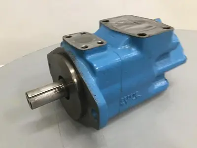 USED VICKERS 3520V25A8