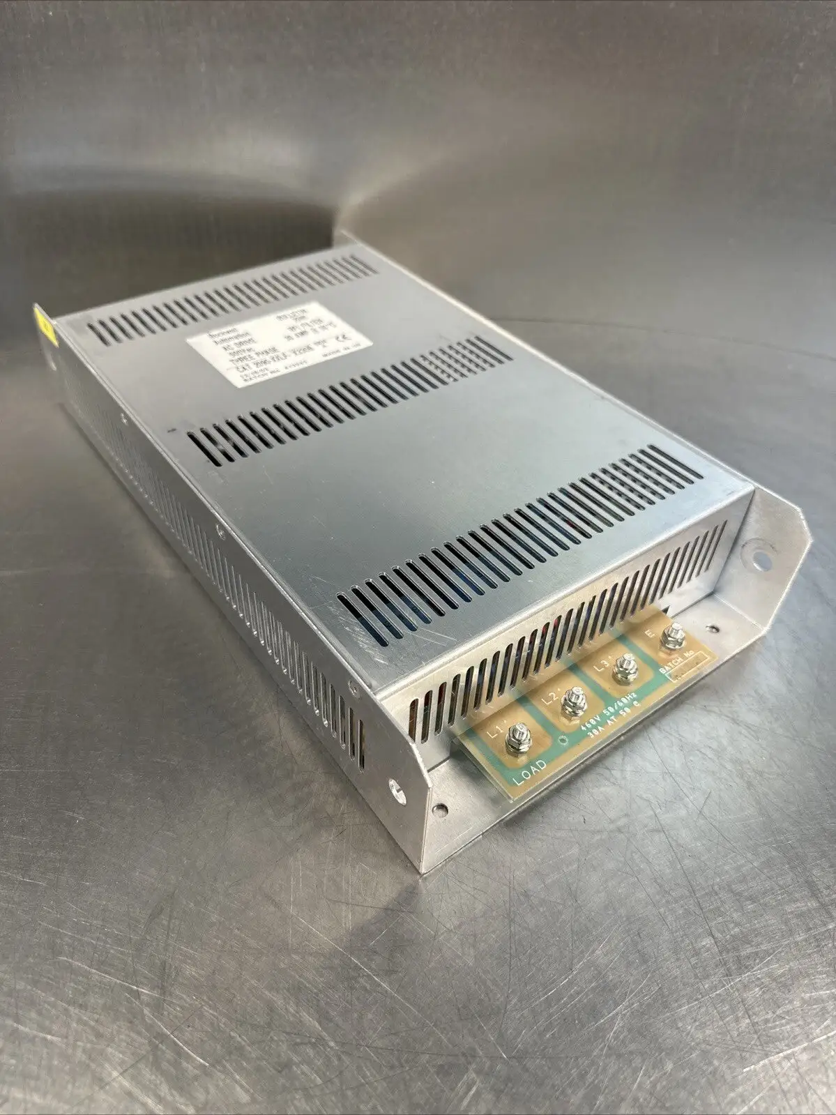 Used Allen-Bradley Allen Bradley 2090-XXLF-X330B / A Kinetic Servo Controller Parts South Carolina US | Palmetto Automation #1160628