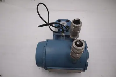 ROSEMOUNT 8732EMT1A1M4  MAGNETIC FLOWMETER TRANSMITTER WITH FLOWTUBE STOCK H1922