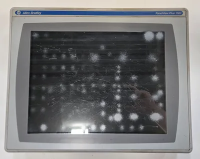 USED ALLEN BRADLEY 2711P-T15C4D2