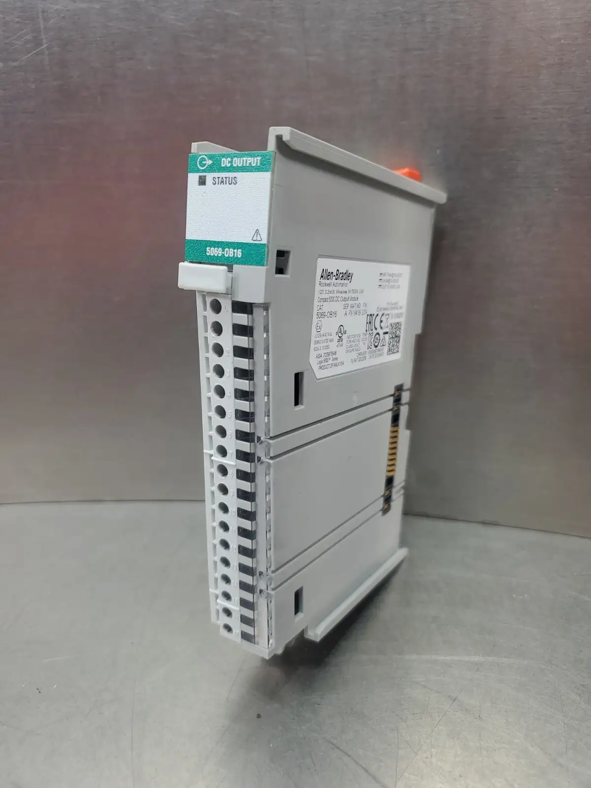 USED Allen-Bradley Compact 5000 DC Output Module