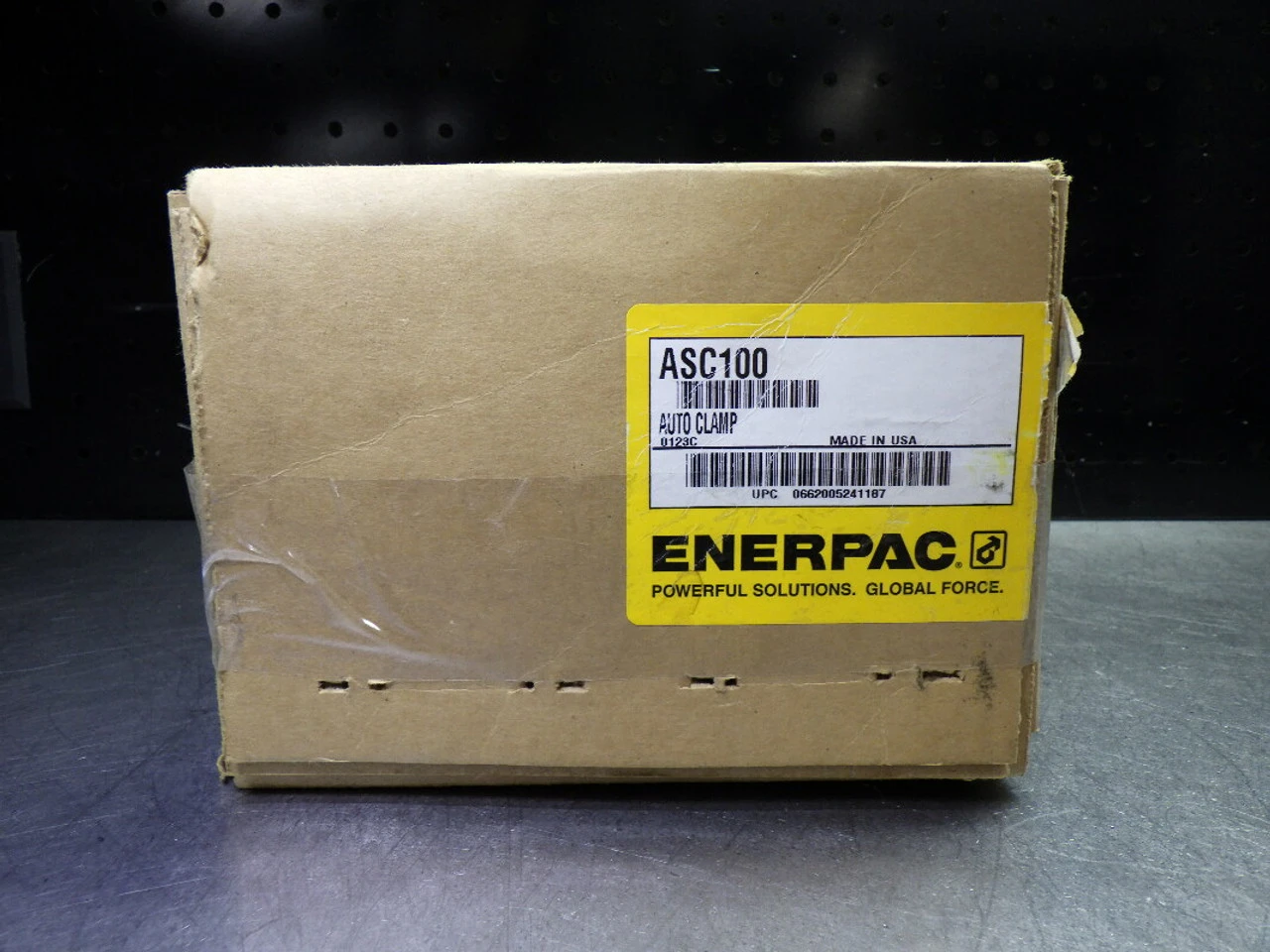 ENERPAC 4375 lbs Force Swing Clamp 0.43" Stroke ASC100 (LOC727)