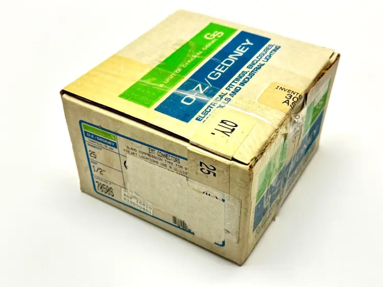 New | in-Stock OZ Gedney Gland Compression Fitting Electrical Fittings Michigan US | Maverick Industrial Sales #1495671