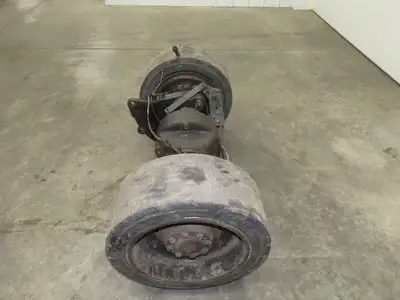 Hyster E60Z Forklift Dual-Wheel Drive Axle Assembly 6-Lug