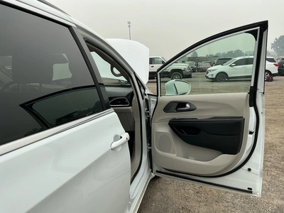 Used 2022 CHRYSLER PACIFICA Vans Michigan US | Miedema Asset Management Group #1304540