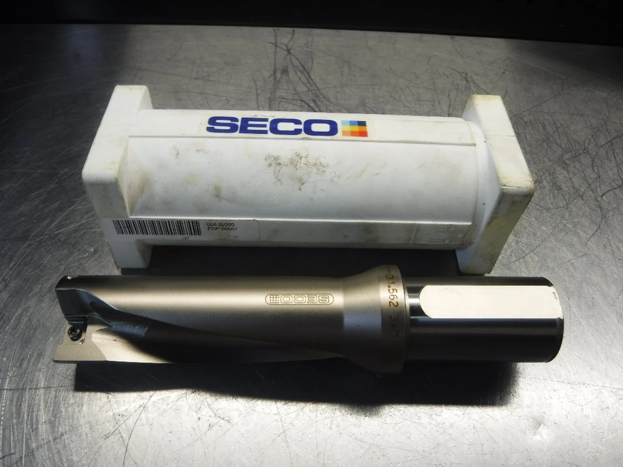 SECO 1.562" Coolant Thru Drill 1.50" Shank SD503-1562-469-1500R7 (LOC1336B)