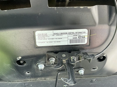 USED 2019 JEEP CHEROKEE