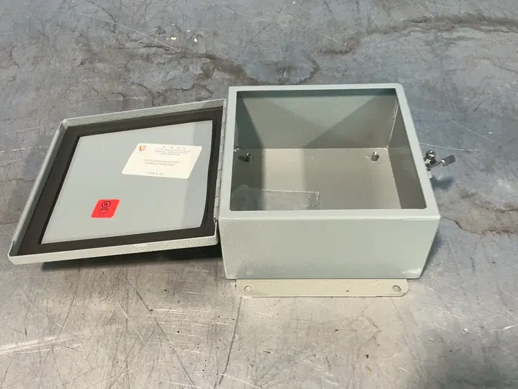 Used EBOX TYPE 4,12 Enclosures Ohio US | HGR 24 #1301689