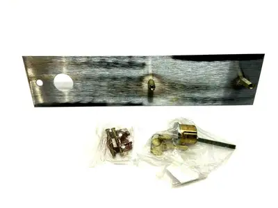 New | in-Stock SARGENT CHROME DOOR TRIM HANDLE PLATE W/ LOCK Miscellaneous MRO | Maverick Industrial Sales #1121910