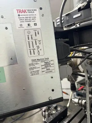 USED 1980 BRIDGEPORT SERIES I WITH A PROTO TRAK SMX CONTROL