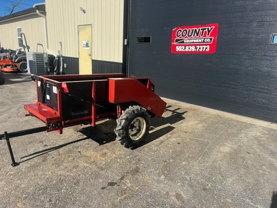 Roda 25 Bushel Manure Spreader | County Equipment Company LLC (3)