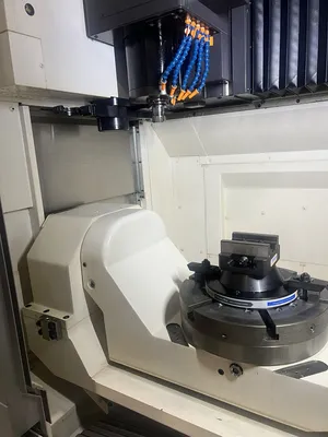 2018 OKUMA GENOS M460V-5AX Vertical Machining Centers (5-Axis or More) | Tight Tolerance Machinery (3)