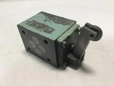 USED YUKEN DCG-01-2B3-R-40