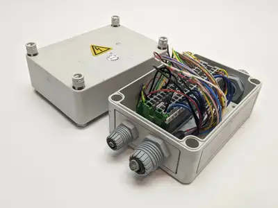 ViscoPro-C,E245292 | Viscotec ViscoPro-C Control Box Enclosure 4-3/4" x 3.5" x 3" Rittal E245292 - Used