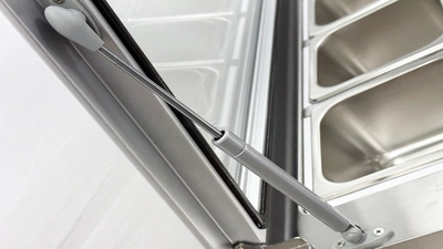171-0247 Self Contained Countertop Sandwich Prep Table Cooler