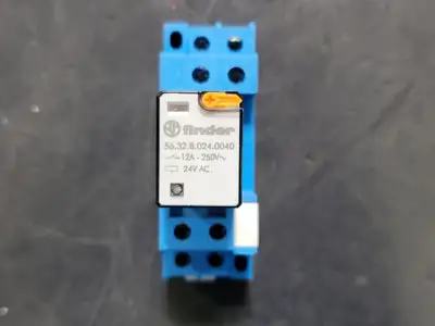 New | in-Stock FINDER 56.32.8.024.0040 Misc Electrical & Power Parts British Columbia CA | Lenmark #247594