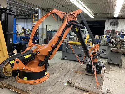 Used 2010 KUKA KR 100-2 PA 4 AXIS PALETTIZING ROBOT W/KRC 2 ED05 CONTROLLER Robots | Harbor Machinery Inc. #1283288