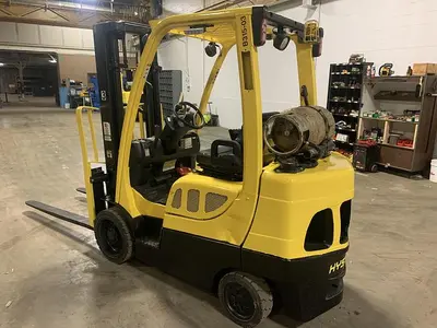USED 2006 HYSTER S60FT