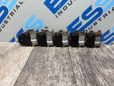 ALLEN BRADLEY 700-N400A1 SER C Electrical/PLC/Automation | ESS Industrial Equipment Sales (4)