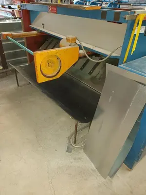 Used 1975 PIESOK NTE 2000/2.5 B Sheet Metal Shears CZ | Amaron s.r.o. #1061721