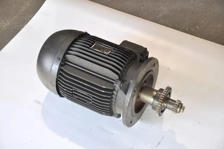 Used ZM AEG MOTOR 1,3 KW Parts | Apt International N.V #364478