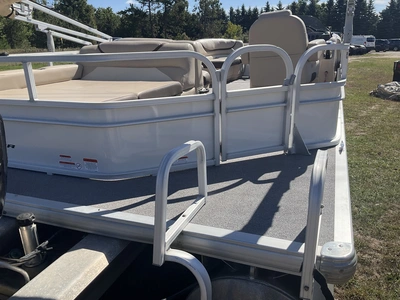 Used 2016 SUNTRACKER PARTY BARGE 22 DLX Boats (Misc) Michigan US | Miedema Asset Management Group #1474490