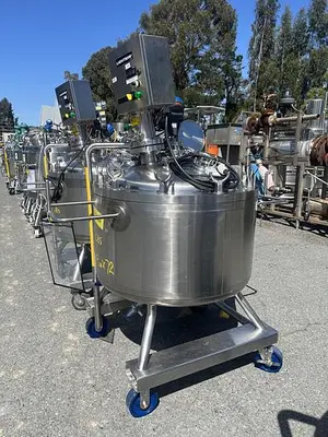 Reactor, 65 Gallon (250 Liters), Stainless Steel, Jacketed, 45 PSI Internal, Lightnin Agitated #S745434