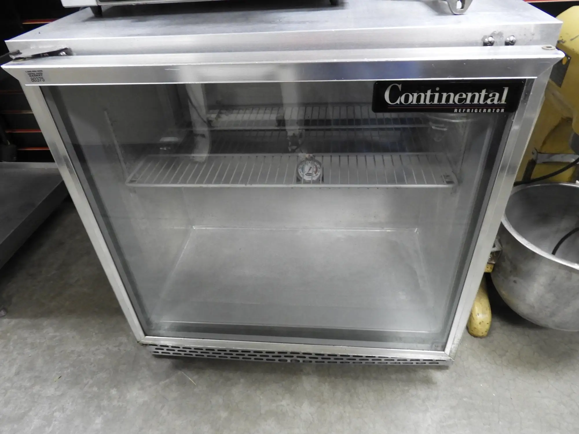 Used Continental Used 32" Continental UC32-GD Under Counter Commercial Refrigerator with Glass Door Undercounter Refrigerators Illinois US | Falcon Restaurant Supply #1376451