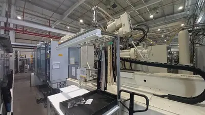 USED 2008 KRAUSS MAFFEI 650-1000-520 CZ