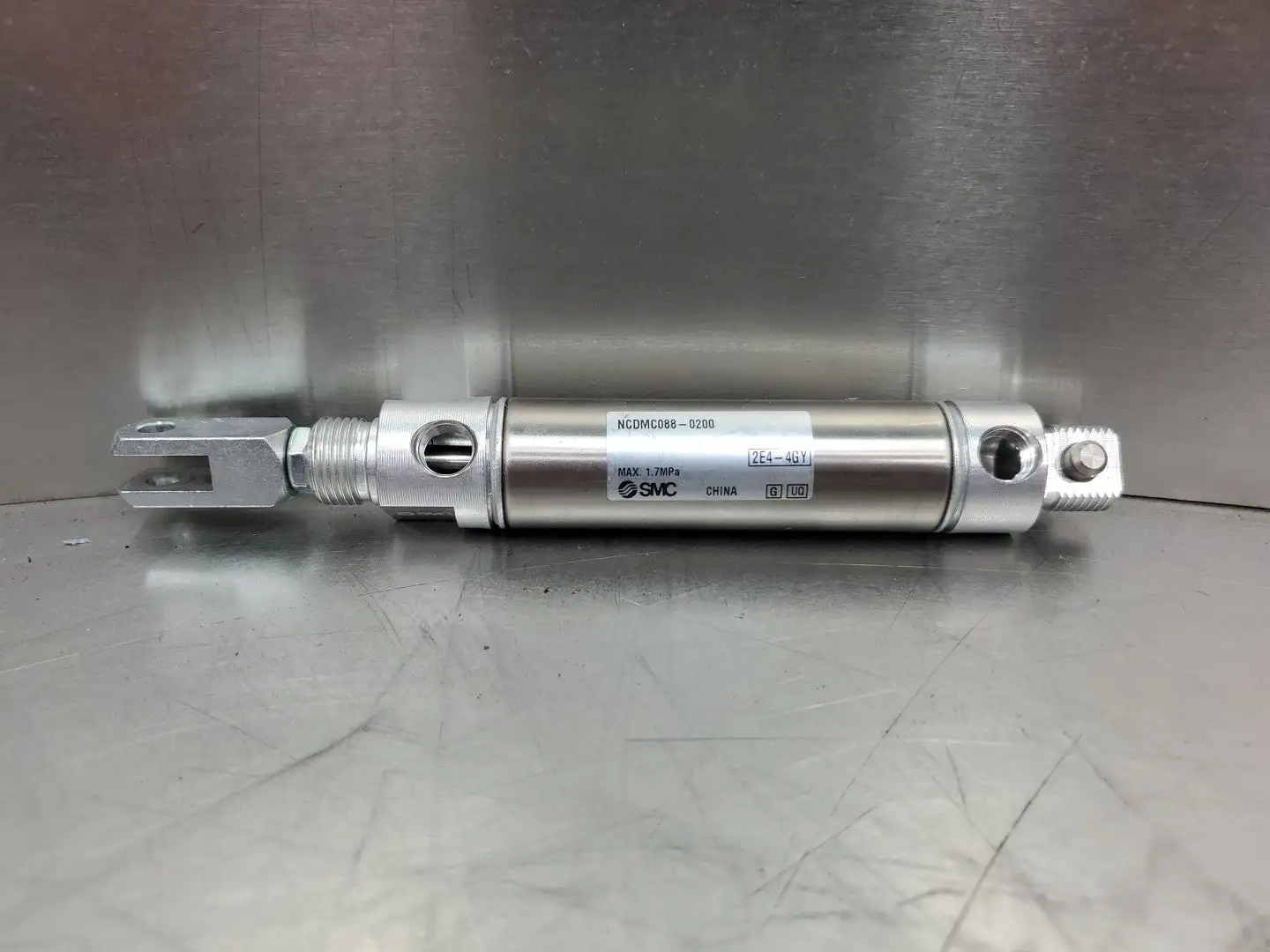 SMC NCDMC088-0200 Pneumatic Cylinder, 1.7MPa MAX. 6B-24