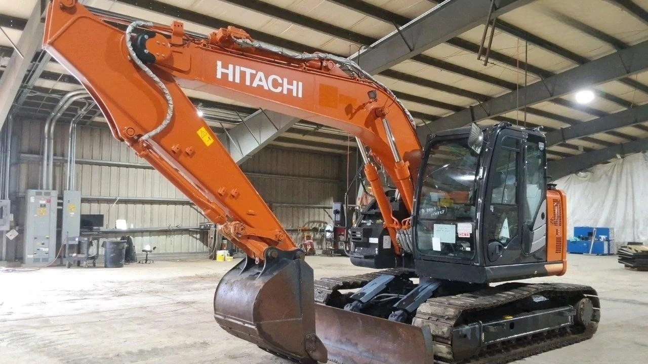 USED 2020 Hitachi ZX135US-6