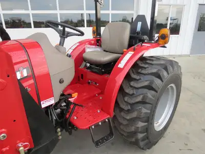 New | in-Stock 2024 CASE IH FARMALL 35A Sub-Compact & Compact Tractors Pennsylvania US | Zimmerman Farm Service #1410418