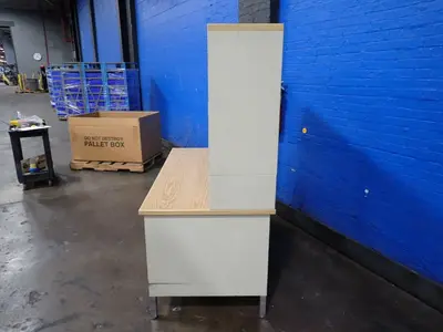 58" X26" X 20" Office Desk With Hutch
