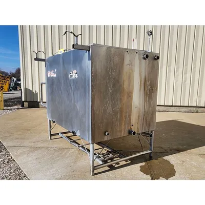 Used Dual Chamber Stainless Steel Liquid Holding Tank - 670 Gallon Cap.
