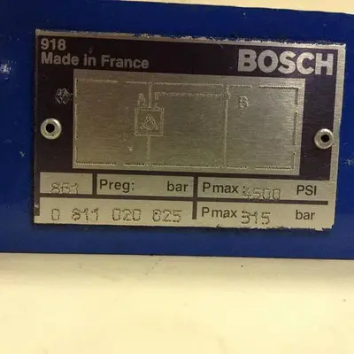 USED BOSCH 0 811 020 025