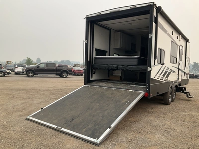 Used 2022 KEYSTONE FUZION IMPACT EDITION Campers, Caravans, Motorhomes Michigan US | Miedema Asset Management Group #1327829