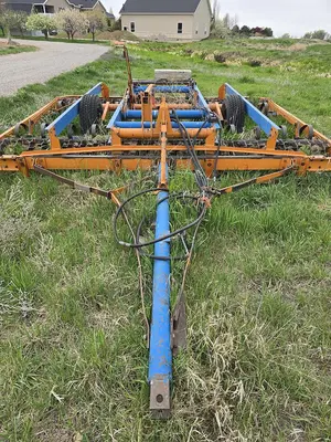 USED BEAR CAT 12'