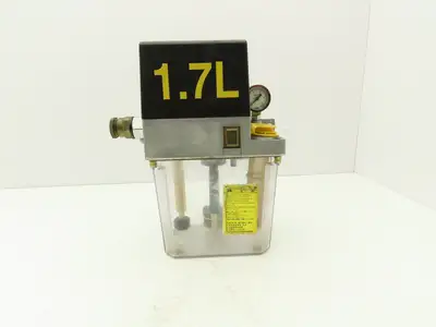 SKF MKU11-KW2-J0051 Lubricator Oil Pump Oiler 16 Bar 0.1 L/min 100VAC 2L Tank