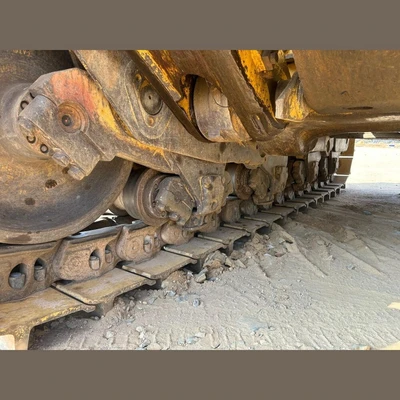 USED 2011 CATERPILLAR D11T
