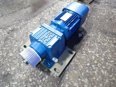 Sew  1.1 Kw Gear Drive