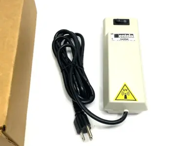 USED UVP ANALYTIK JENA COMPACT LIGHTWEIGHT SHORTWAVE UV LAMP