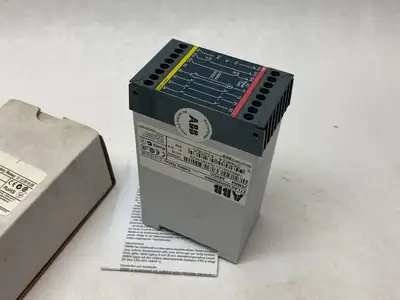 USED ABB JOKAB SAFETY RELAY 24VDC